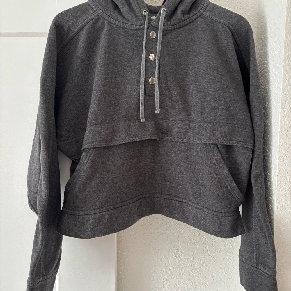 Anthropologie- Daily practice cropped hoodie